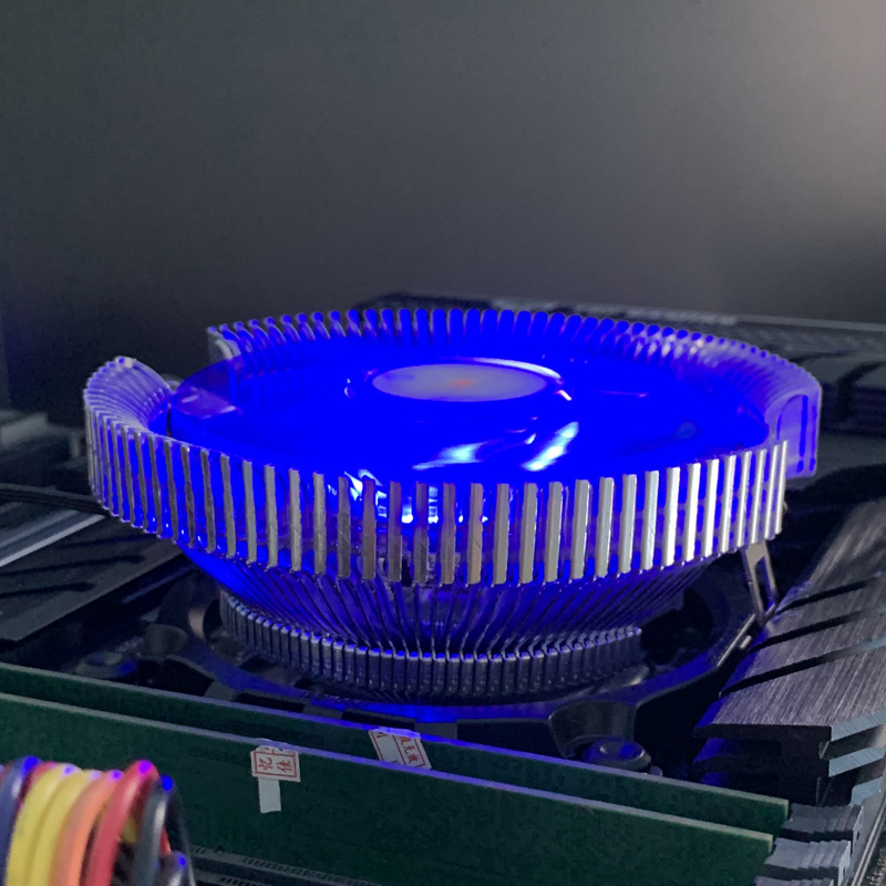 CPU空冷クーラー LED冷却ファン Intel LGA 1 - Air Cooler Cpu のレビューと価格