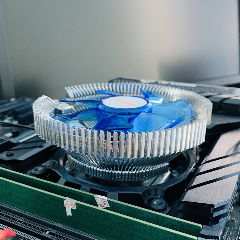CPU空冷クーラー LED冷却ファン Intel LGA 1 - Air Cooler Cpu のレビューと価格